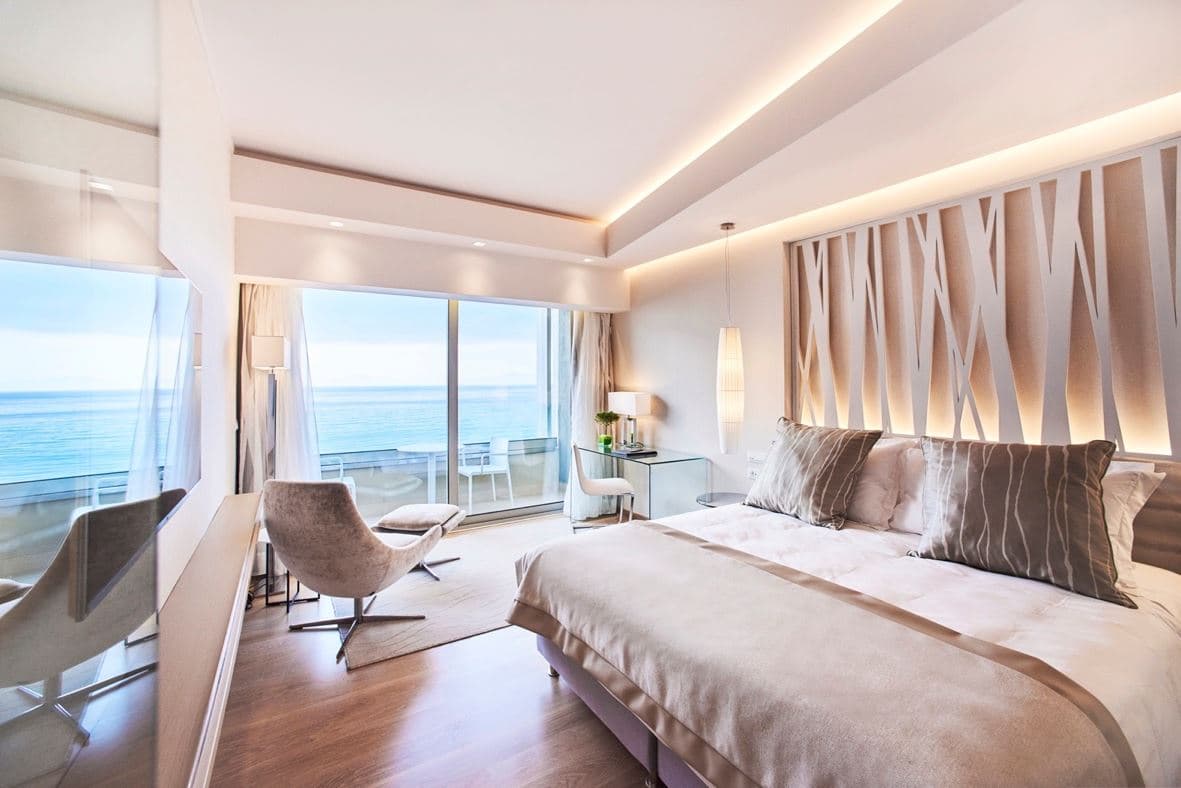 rooms-deluxe-double-room-sea-view-balcony