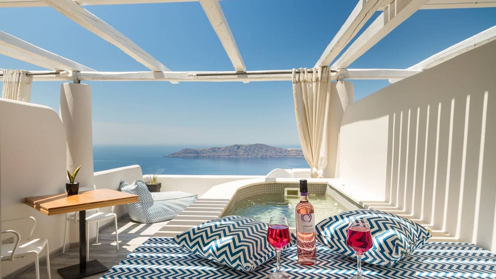 rooms-suite-honeymoon