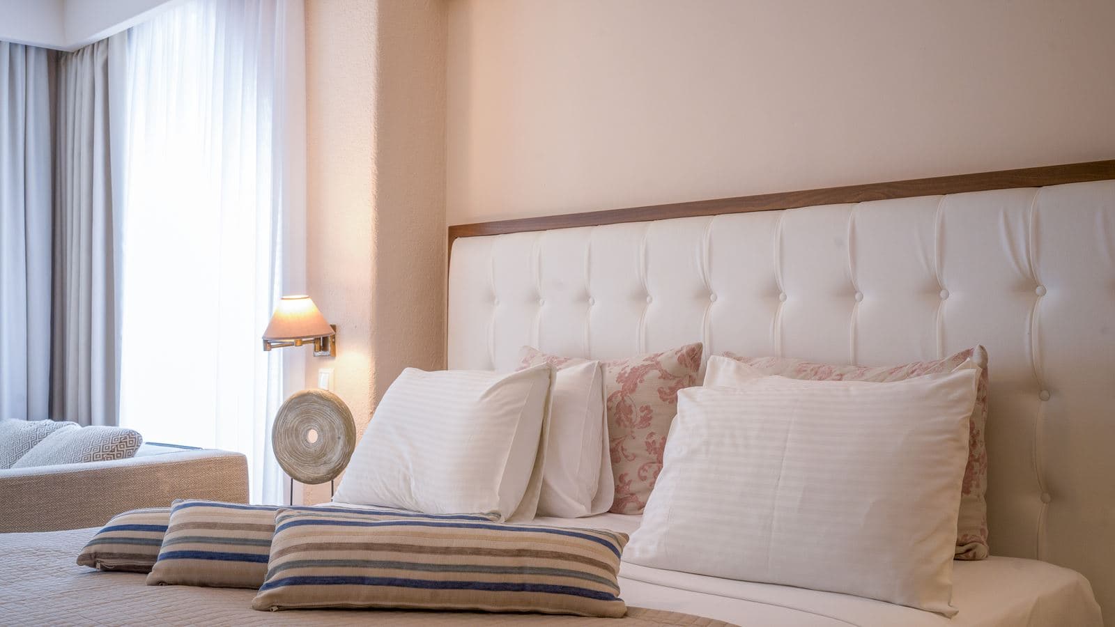 rooms-familyroom