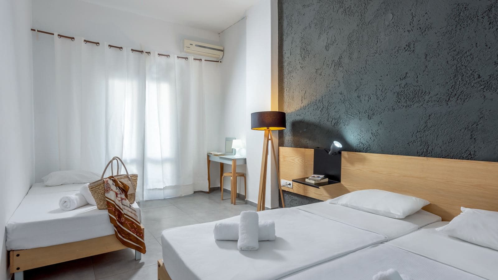rooms-room-standard-triple
