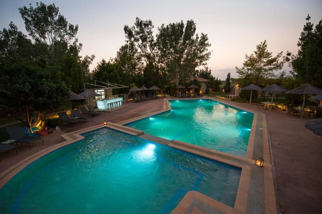 pools-outdoor-pool