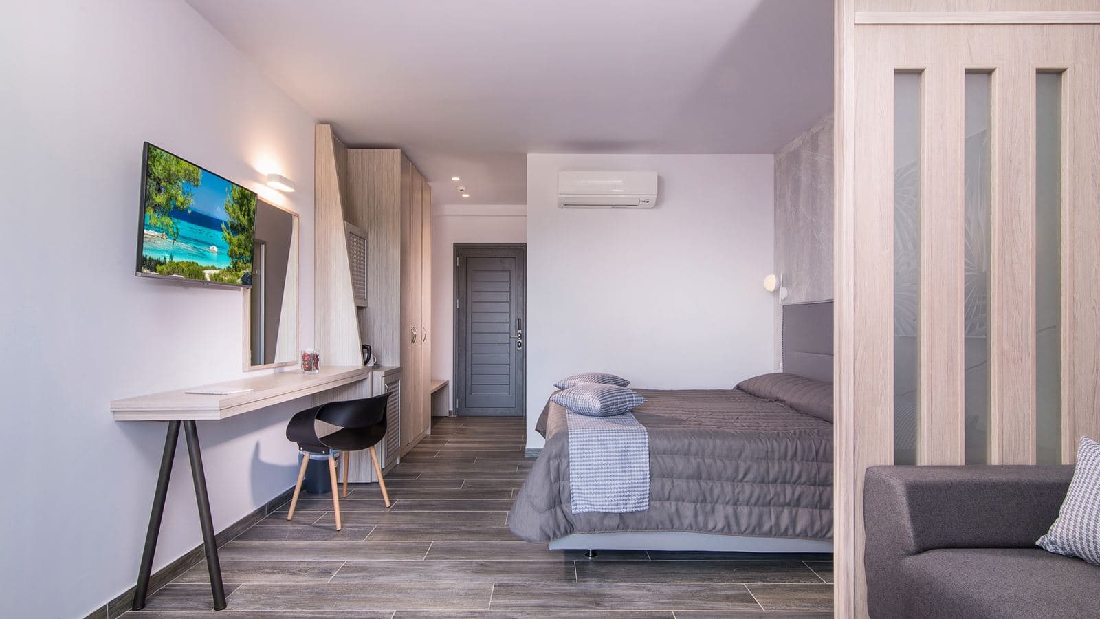 rooms-deluxe-family