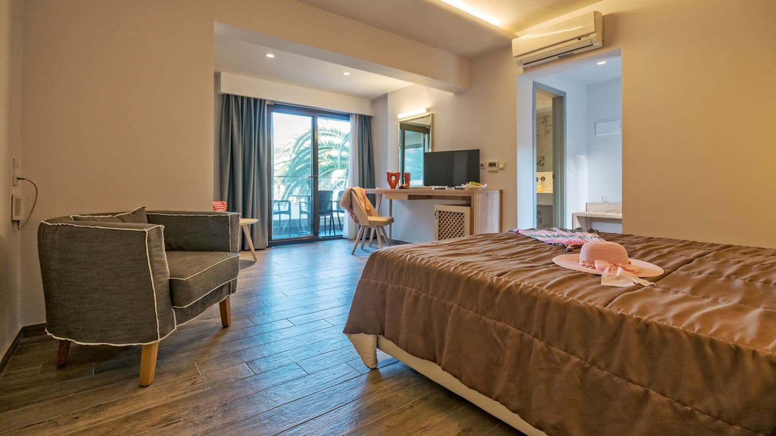 rooms-deluxe-family