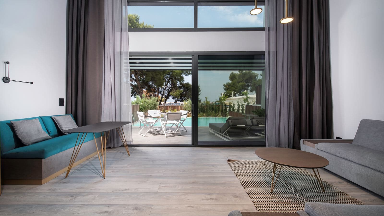 rooms-deluxe-suite