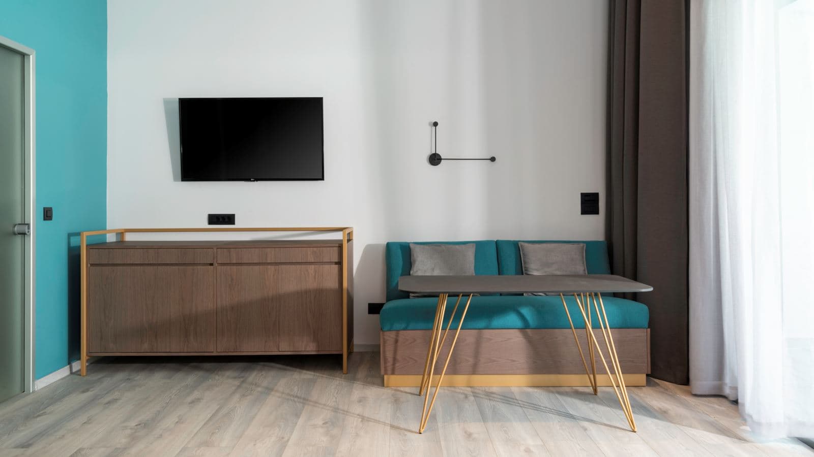 rooms-deluxe-suite