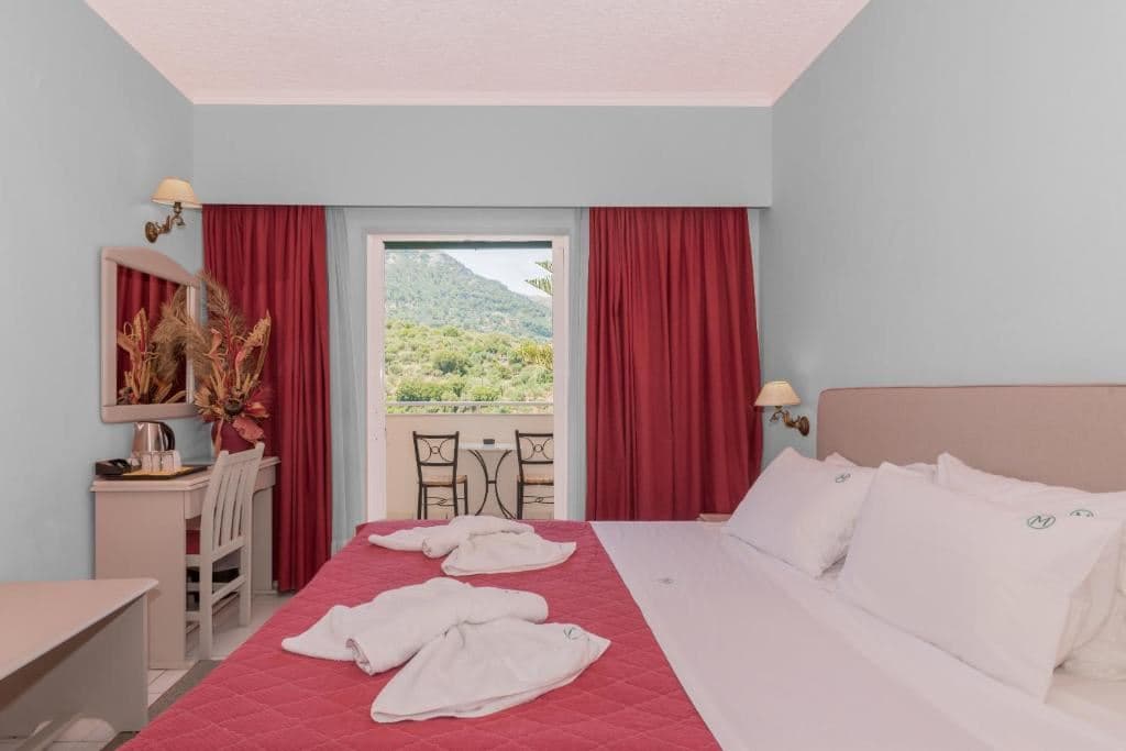 rooms-double-standard-room-sea-view