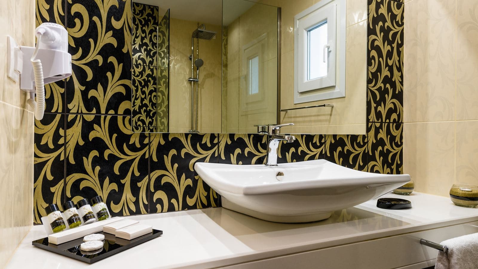 rooms-standard-double-room
