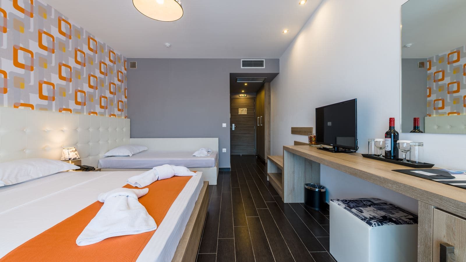 rooms-triple-room