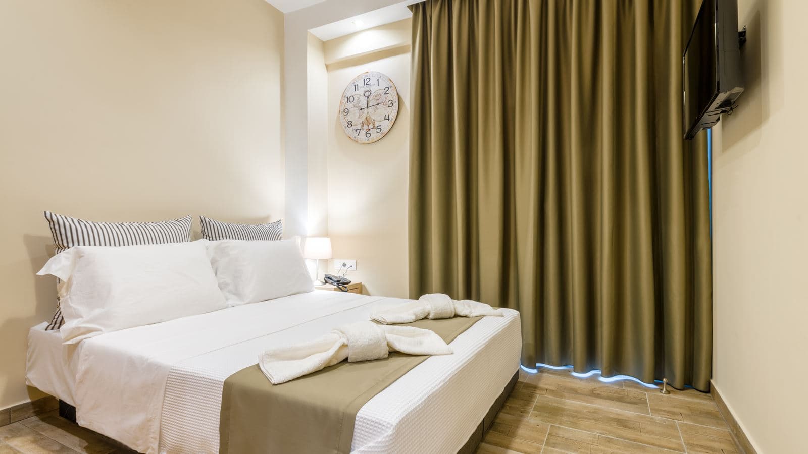 rooms-apartment-2-bedroom