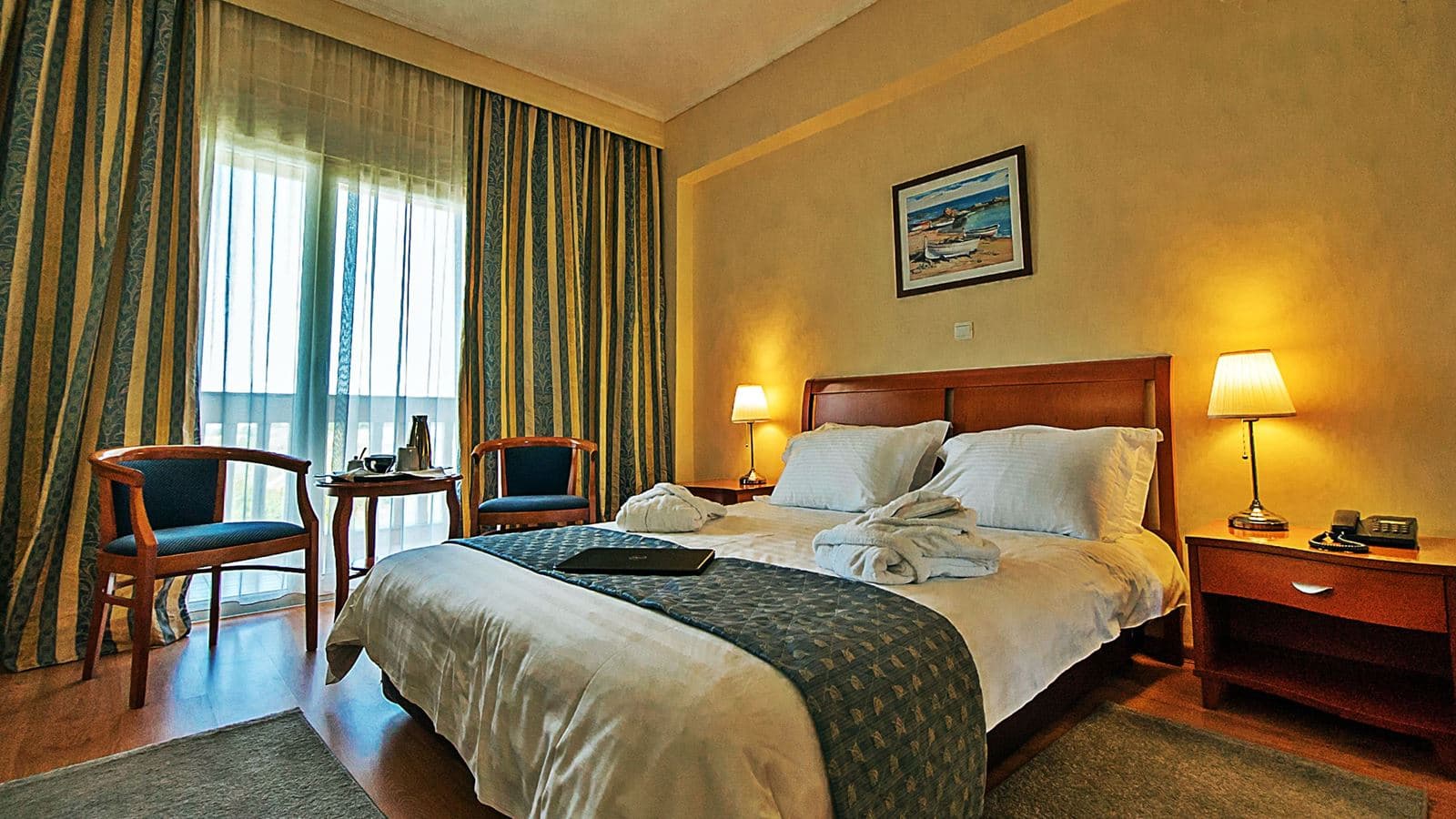 rooms-single-room