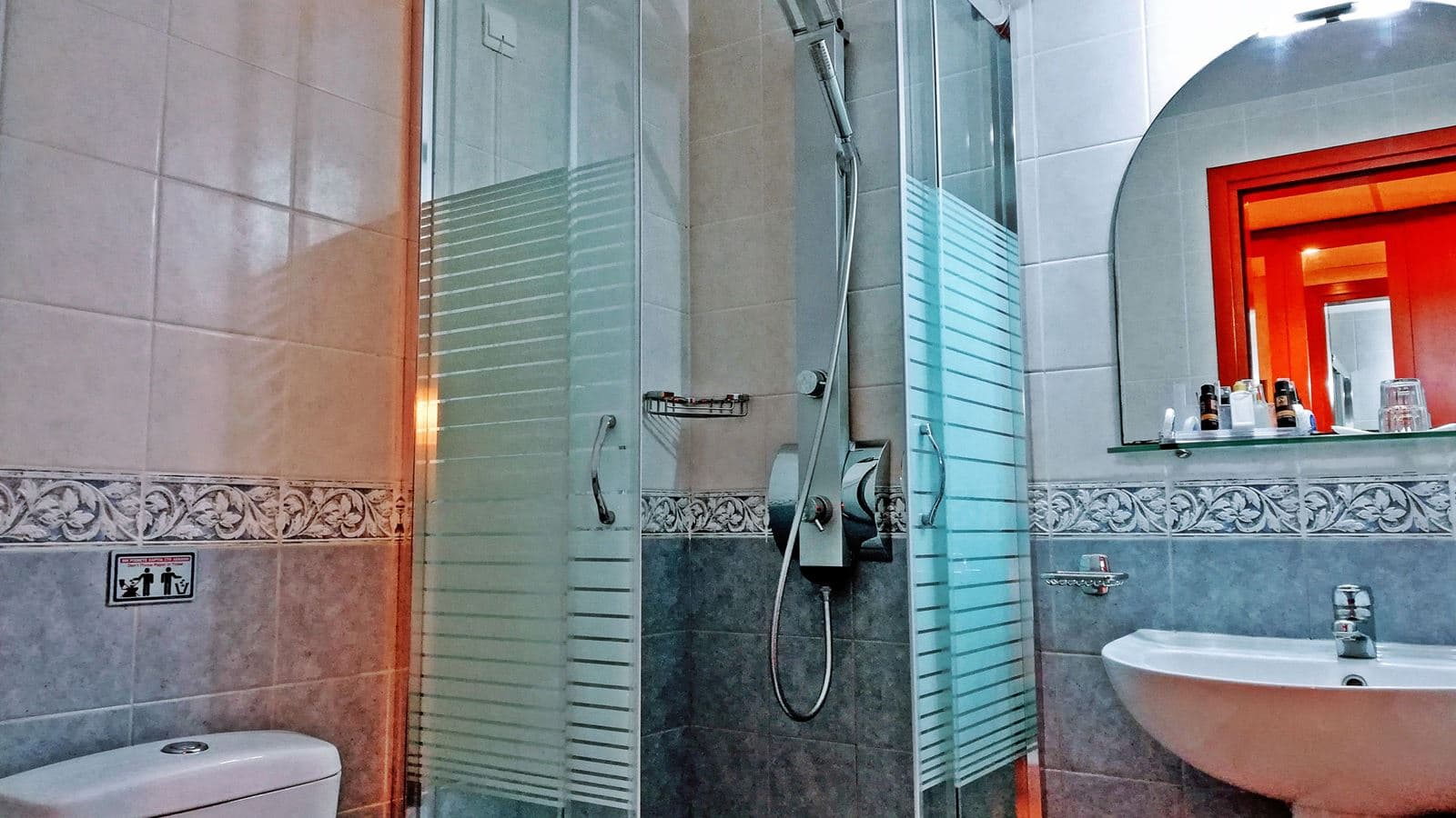 rooms-single-room
