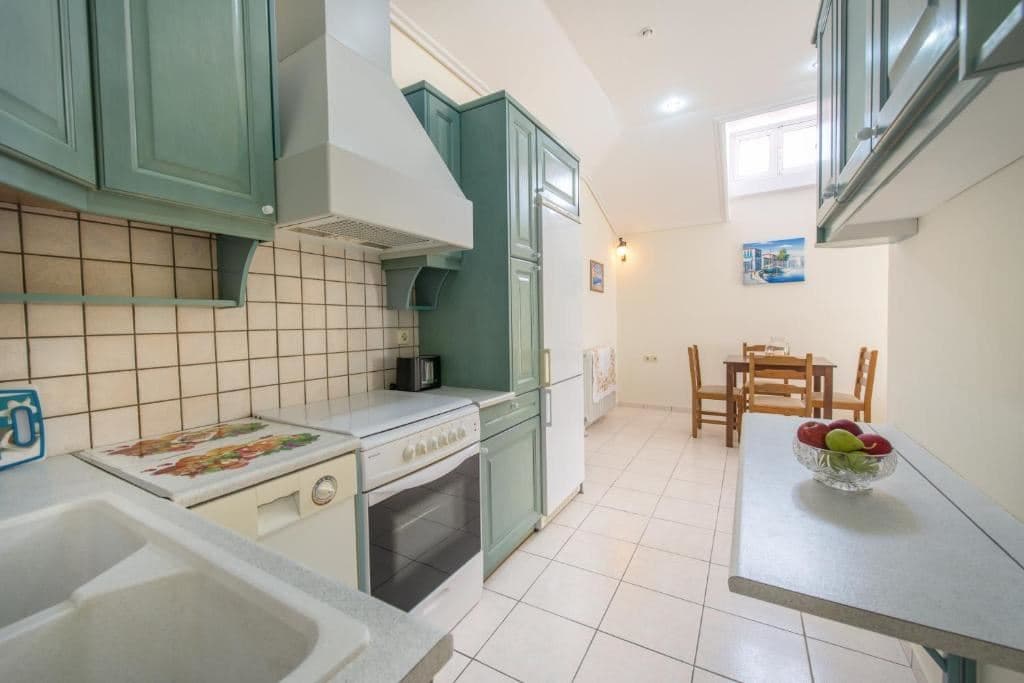 rooms-family-apartment-balcony
