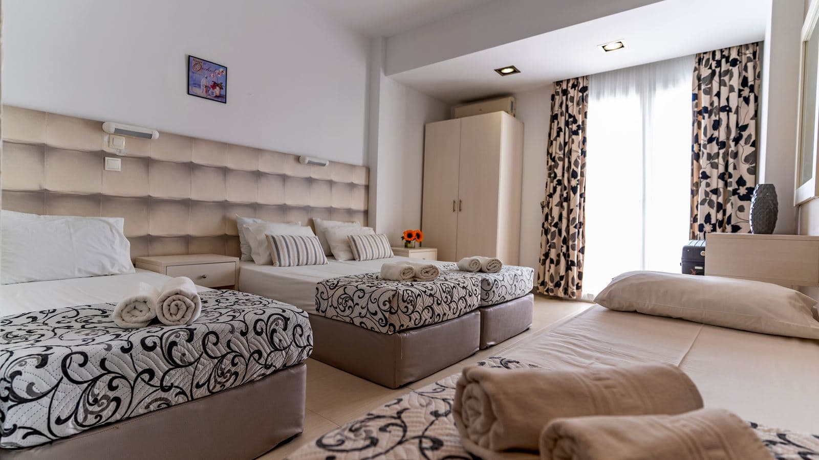 rooms-standard-triple-room