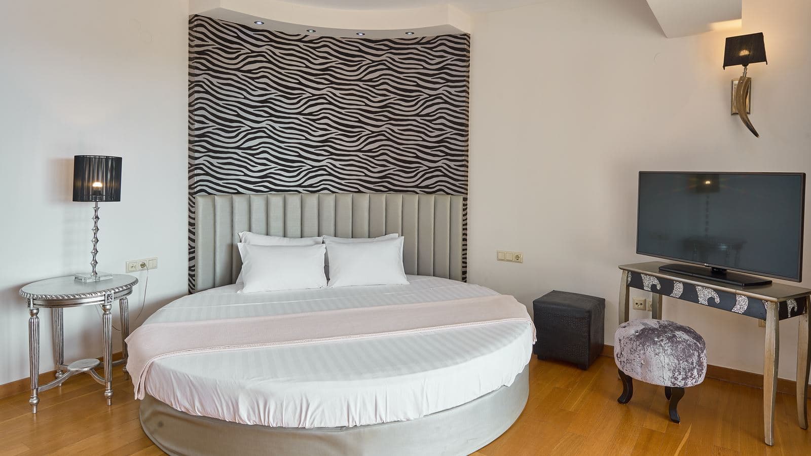 rooms-junior-suite