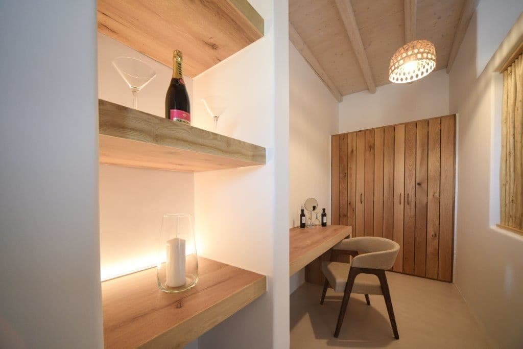 rooms-master-suite-with-plunge-pool