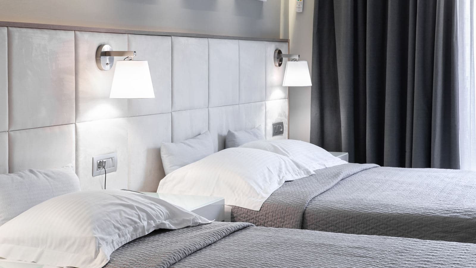 rooms-family-room