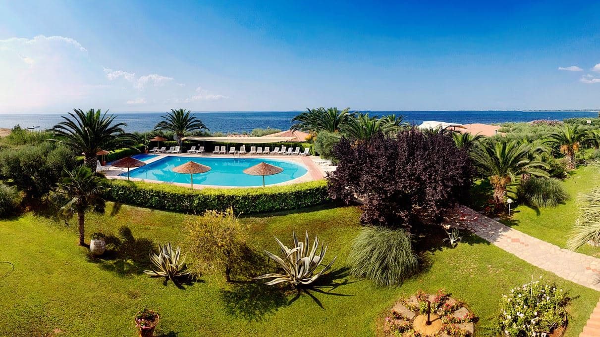 pools-outdoor-pool