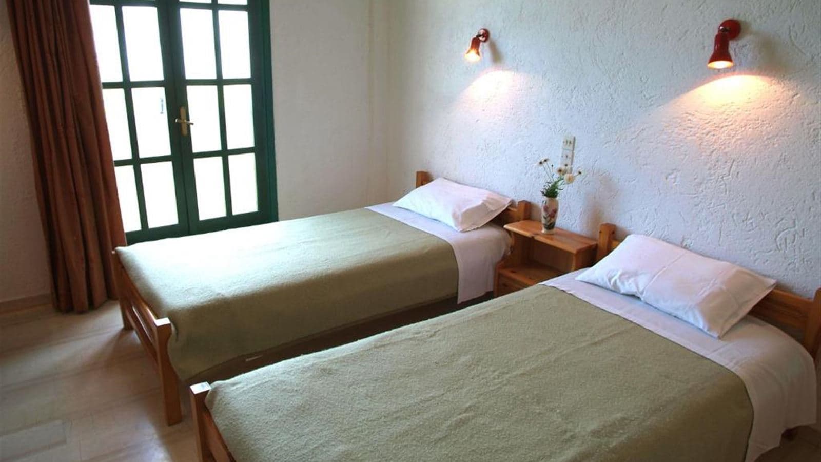 rooms-studio-2-pax