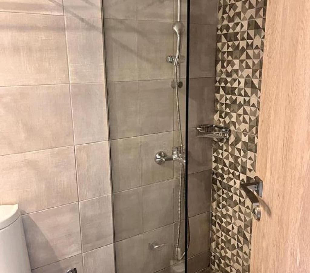 rooms-superior-family-room
