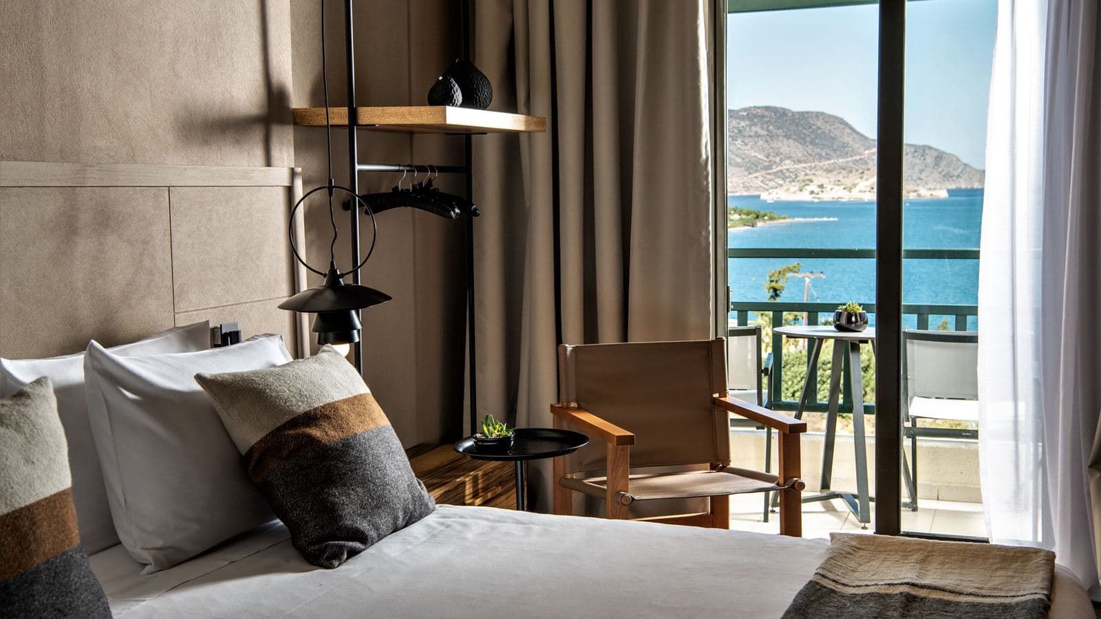 rooms-sapphire-nest