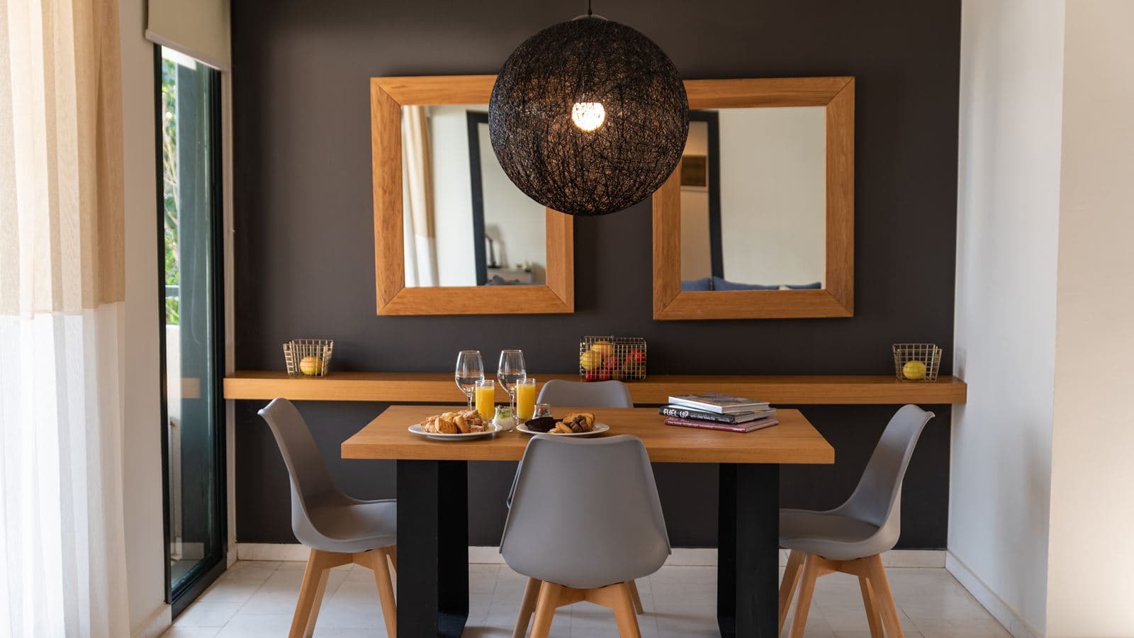 rooms-sapphire-cozy-suite