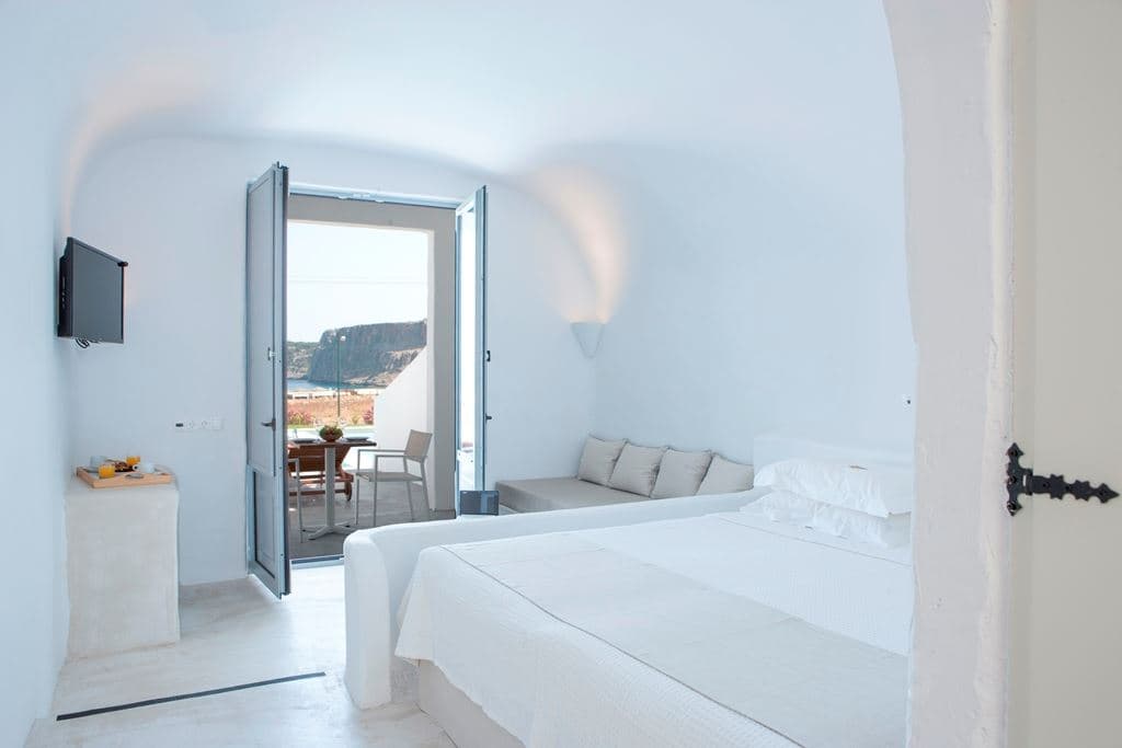 rooms-superior-doubletwin-room-balcony-or-terrace