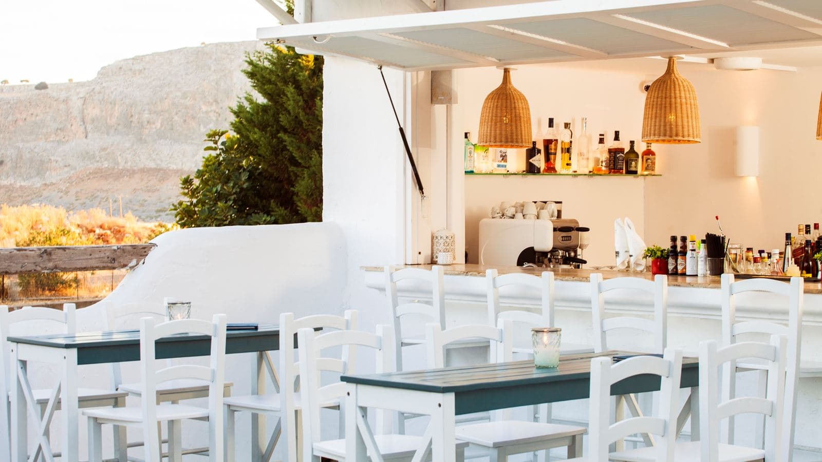 bars-main-bar
