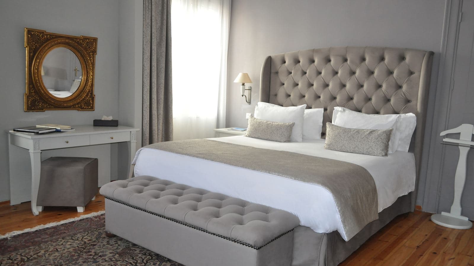 rooms-executive-room