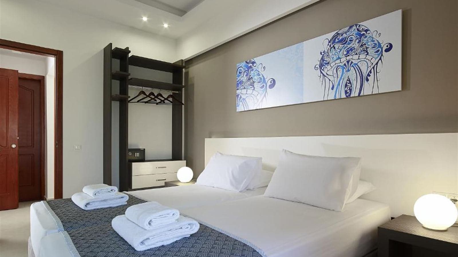 rooms-apartment-2-pax