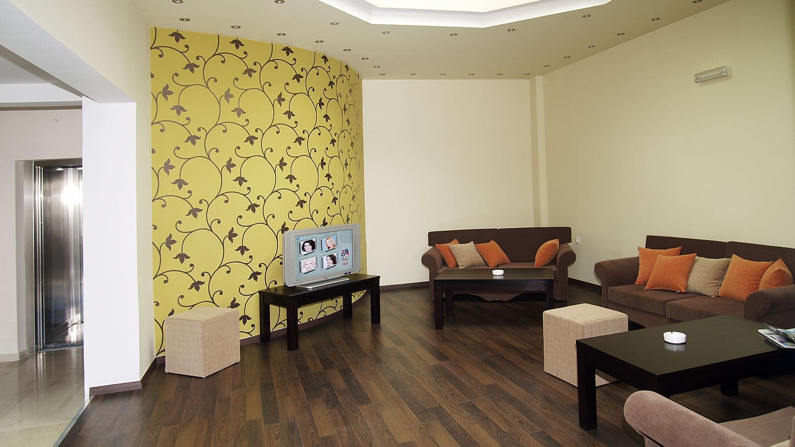 restaurants-lounge