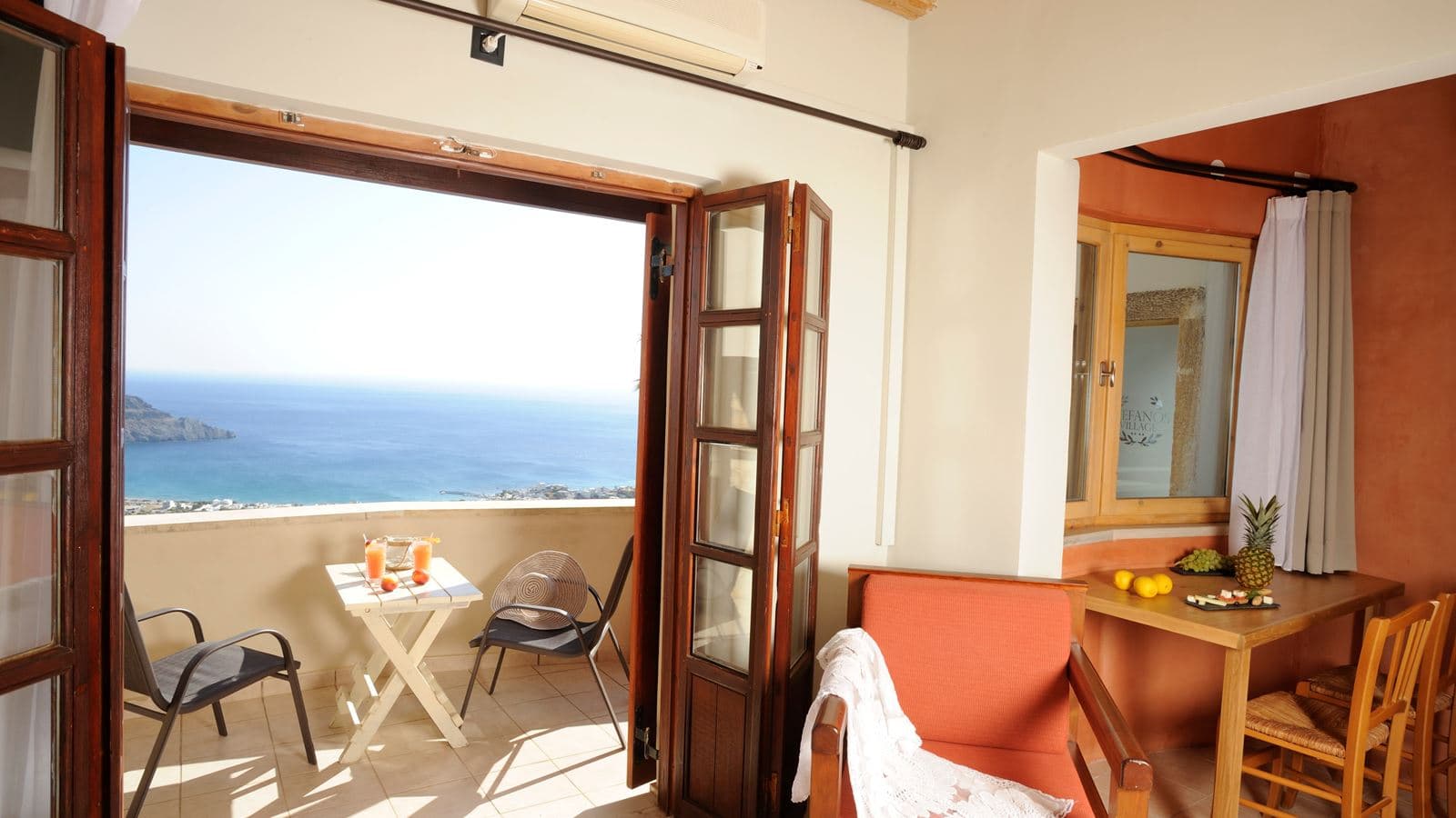 rooms-suite-junior-sea-view-jacuzzi