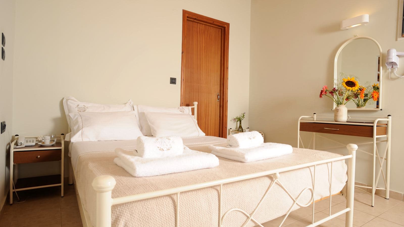 rooms-suite-junior-sea-view-jacuzzi
