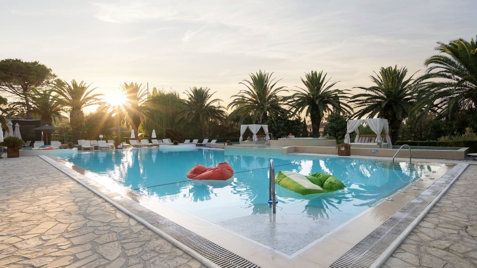 pools-pools
