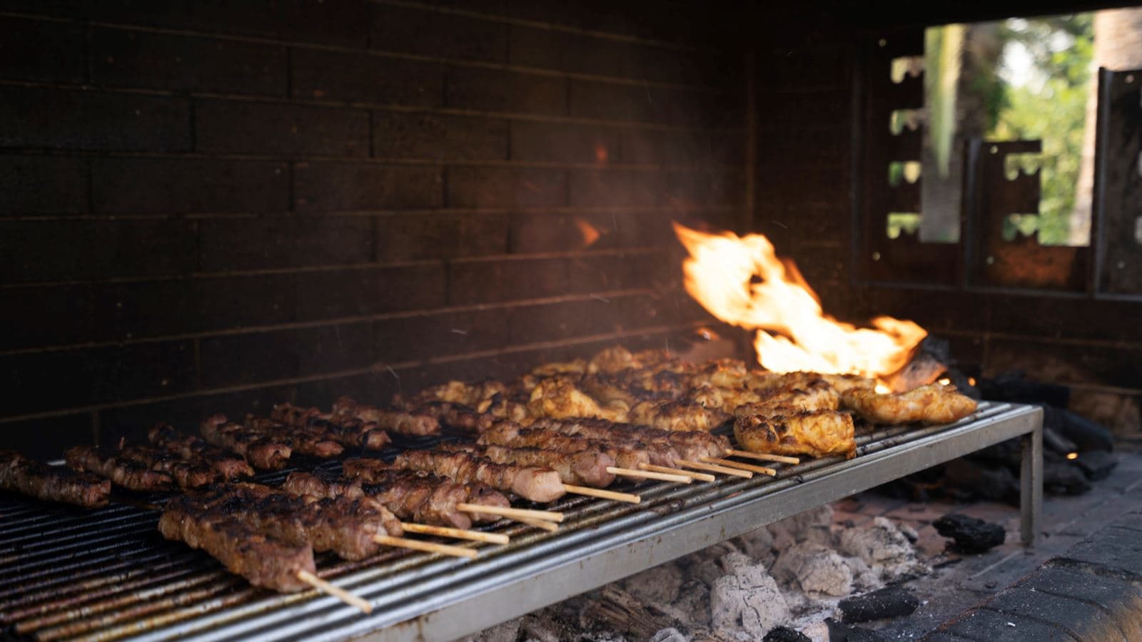 restaurants-restaurants