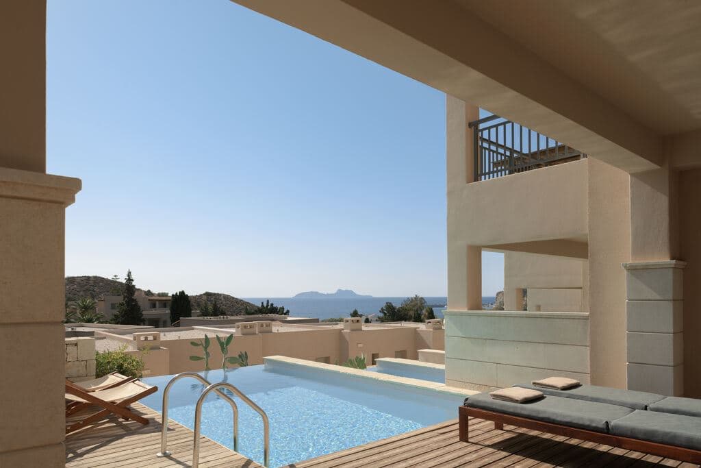 rooms-suite-junior-private-pool-with-sea-view
