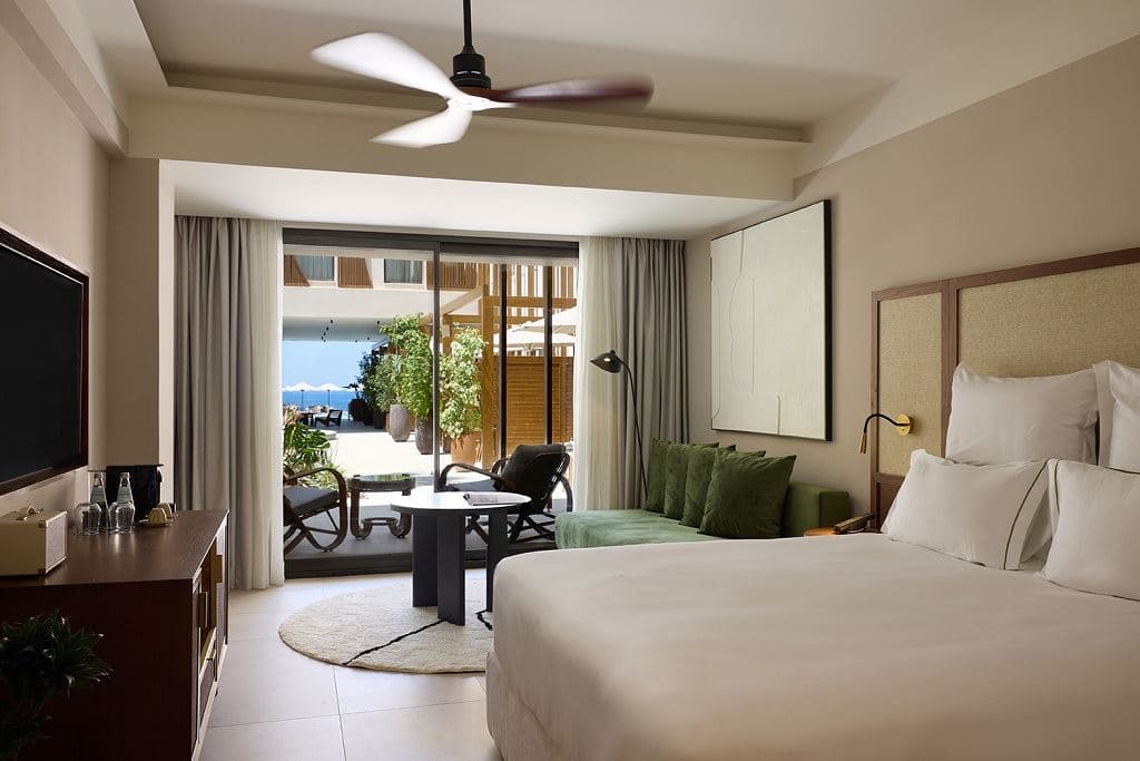 rooms-room-atrium-gardenview-balcony-or-terrace