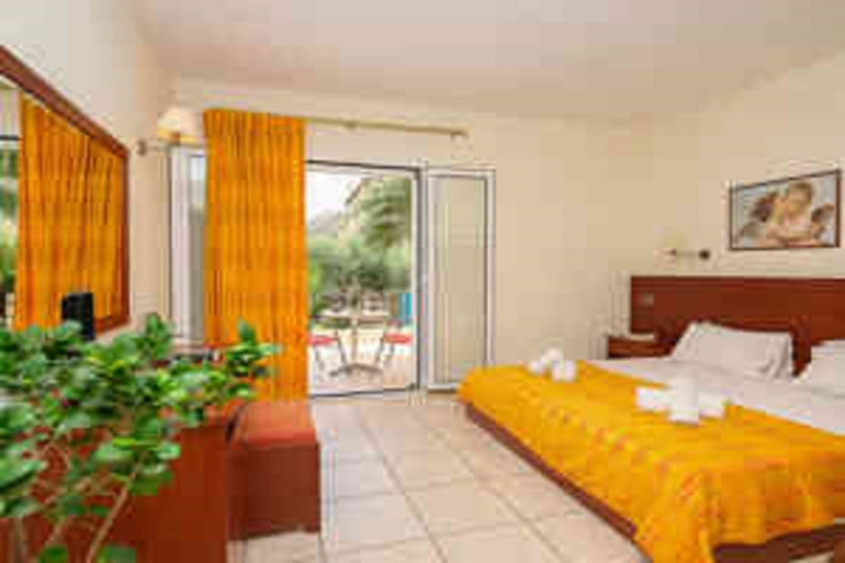rooms-family-room