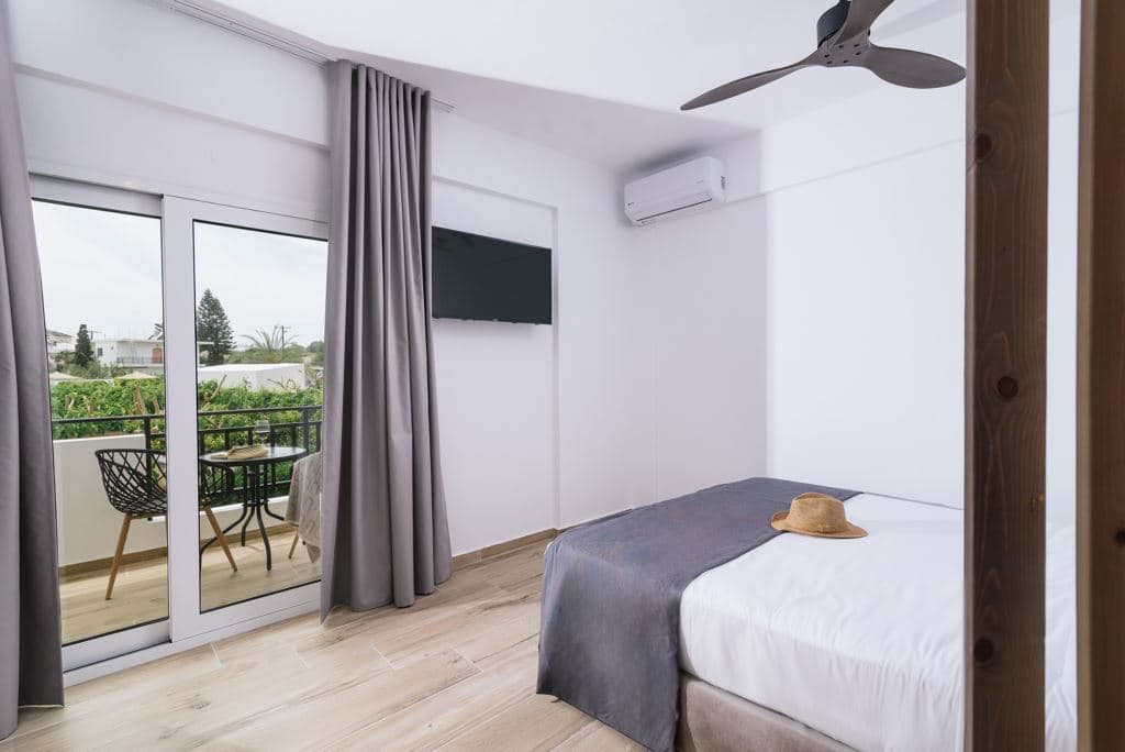 rooms-double-superior-room
