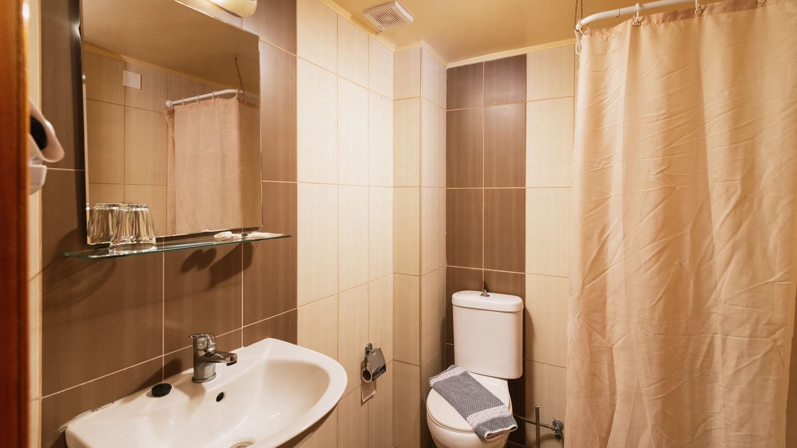 rooms-double-room
