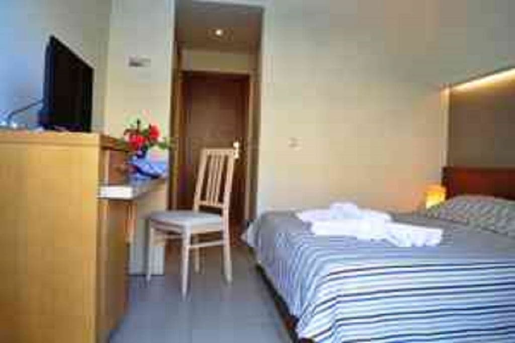 rooms-single-plus-mountain