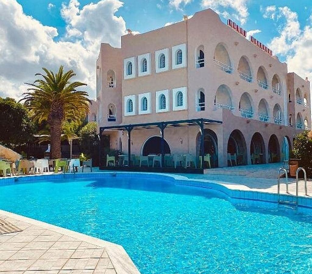 pools-outdoor-pool