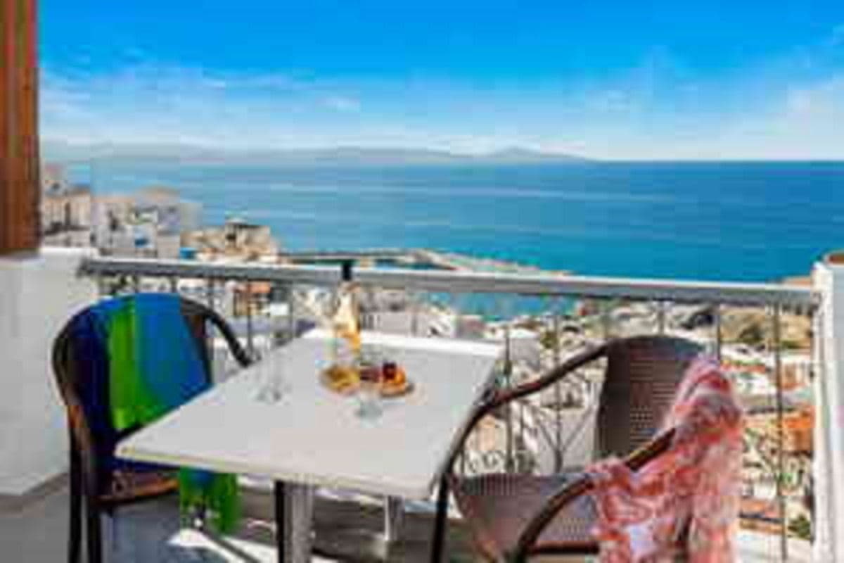 rooms-apartment-1-bedroom-seaview-balcony-or-terrace