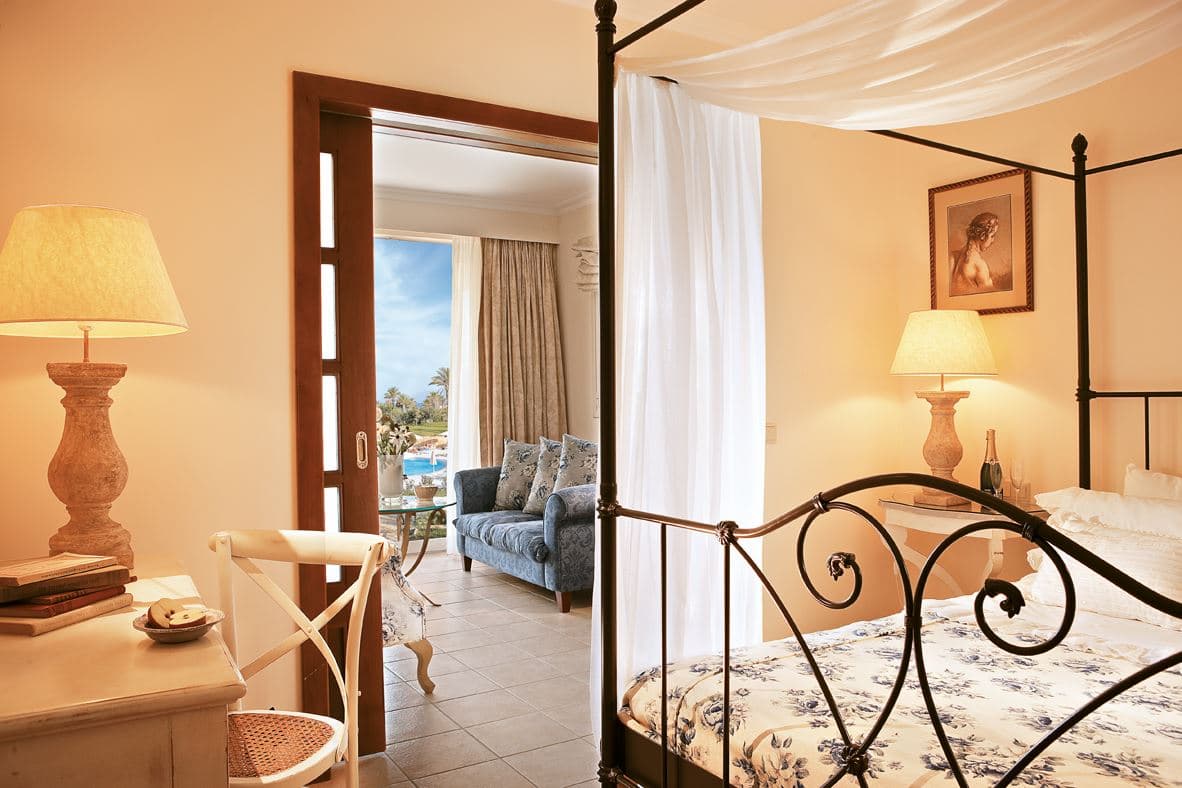 rooms-junior-bungalow-suite