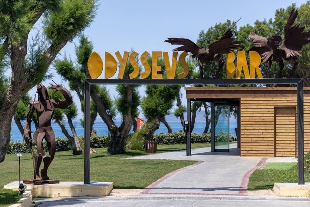 bars-odysseus-beach-bar