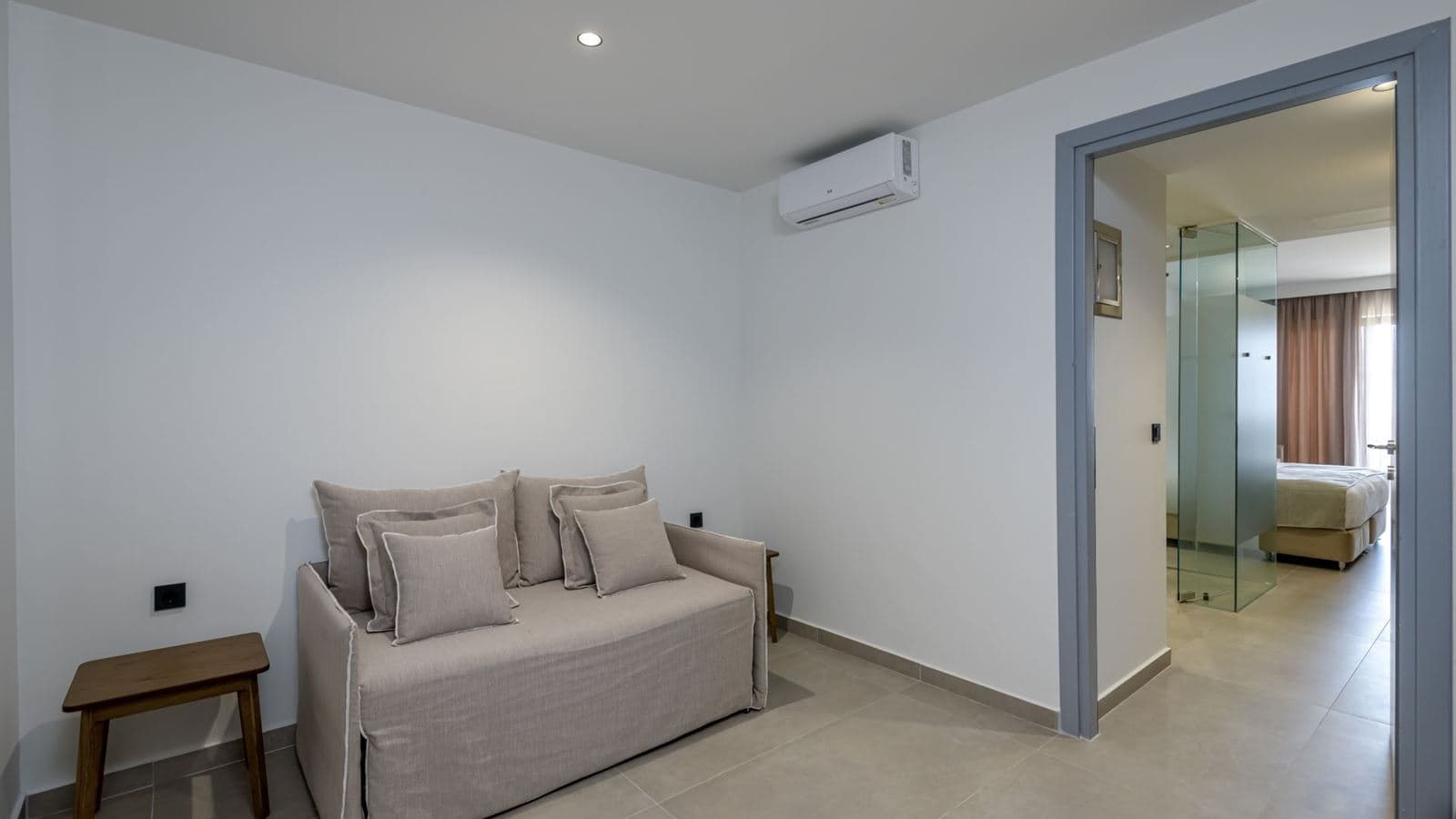 rooms-junior-suite-sea-view