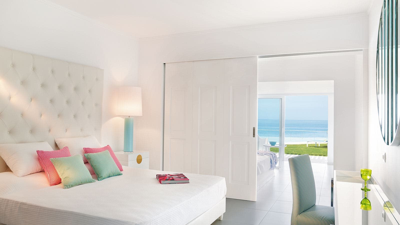 rooms-petit-yali-seafront-suite-with-sharing-pool