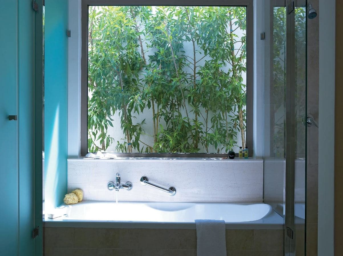 rooms-premium-bungalow-with-garden