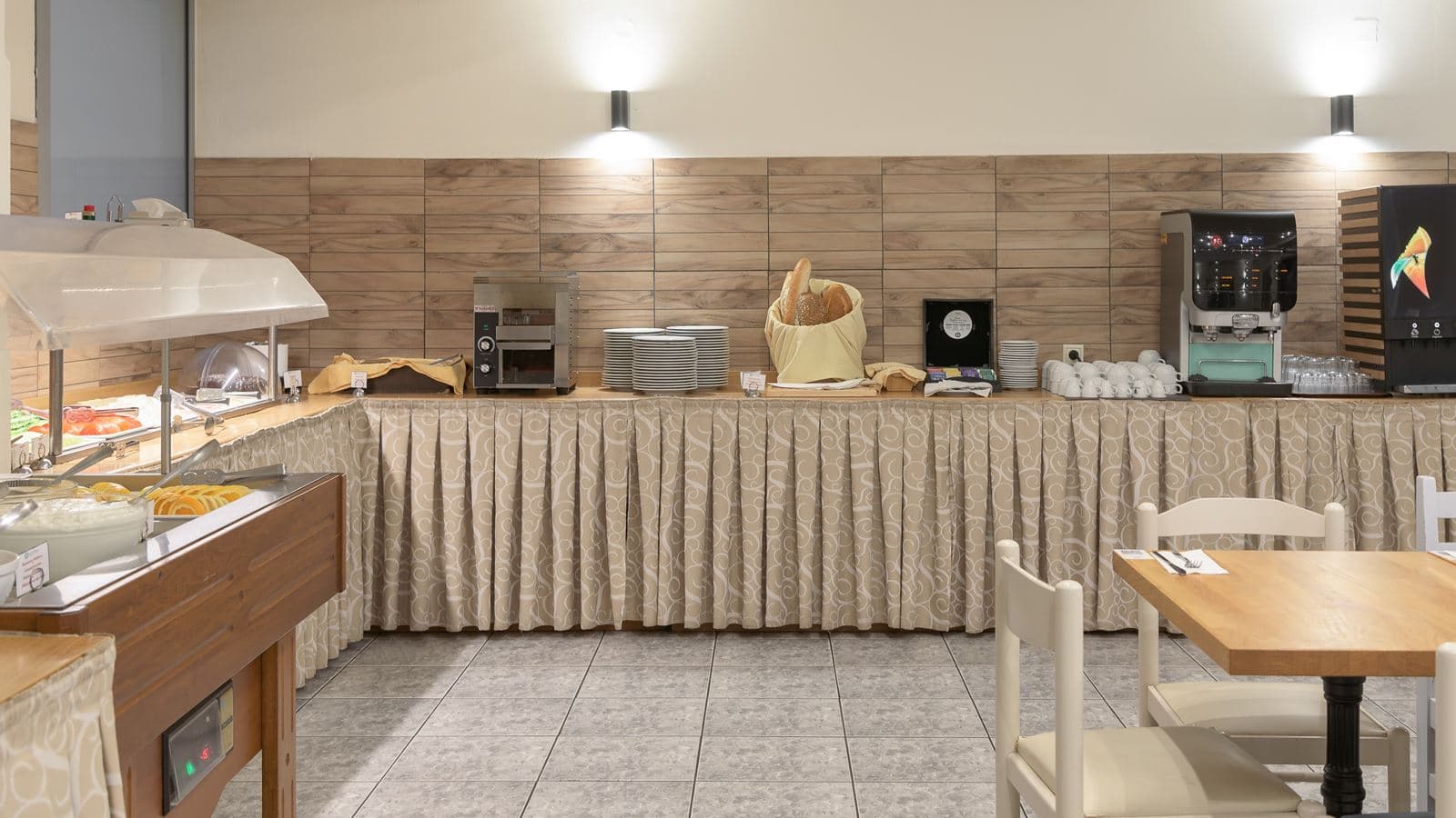 restaurants-main-restaurant