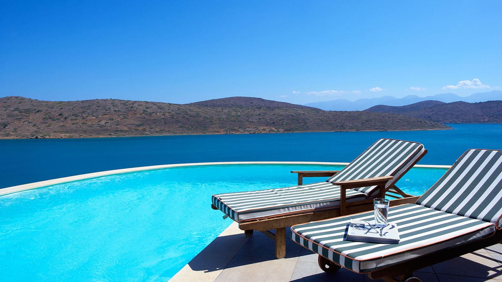 rooms-domes-luxury-villa-2-bedrooms-with-private-pool