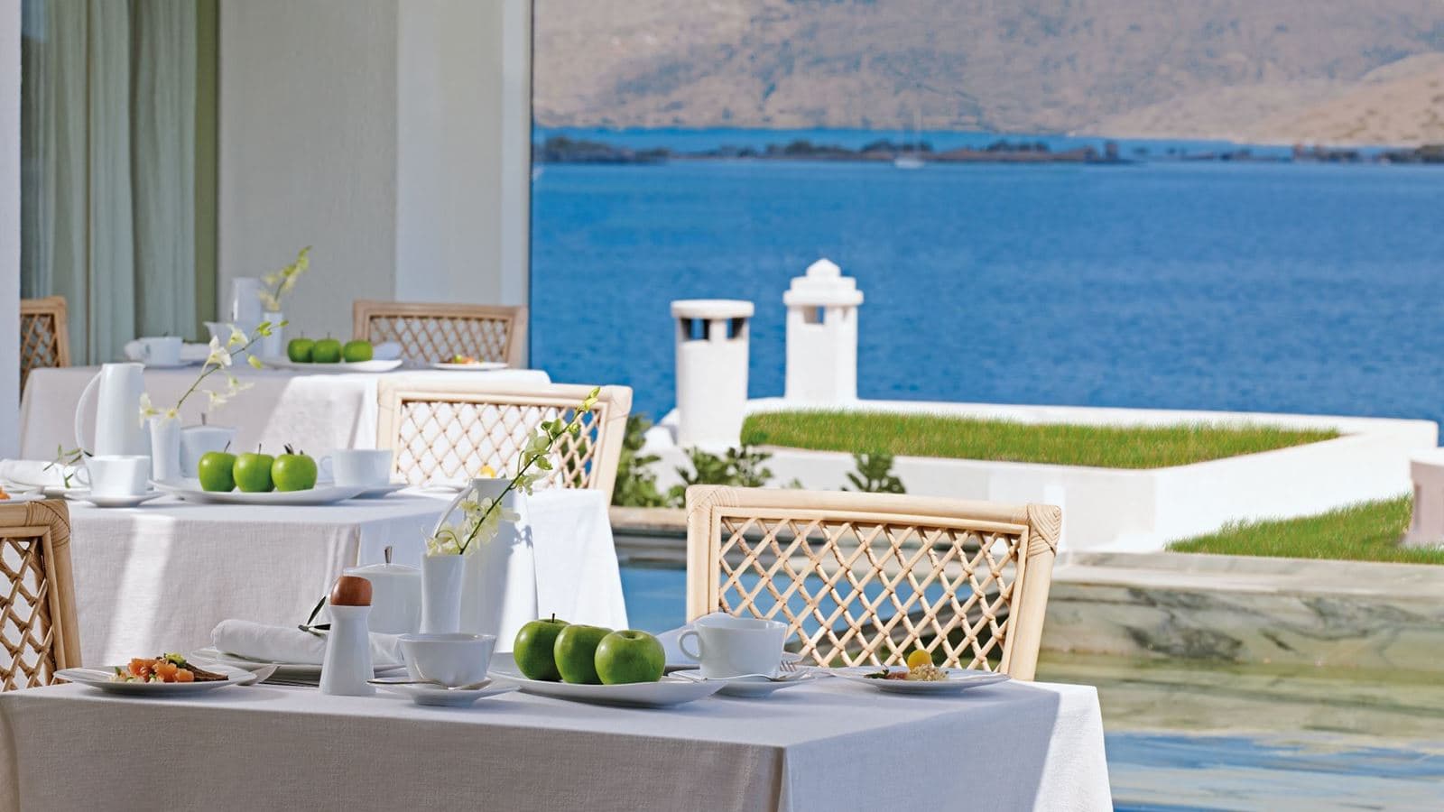 restaurants-calypso-restaurant